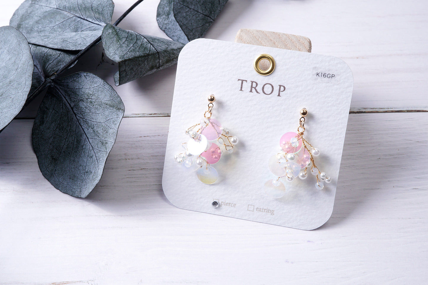 ピアス/TROP